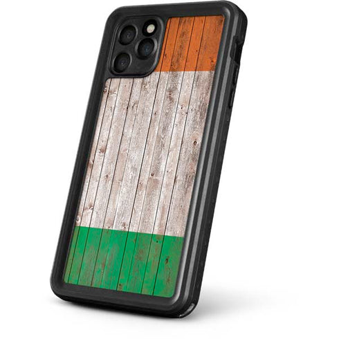 Ireland Flag Dark Wood iPhone 11 Pro Waterproof Case